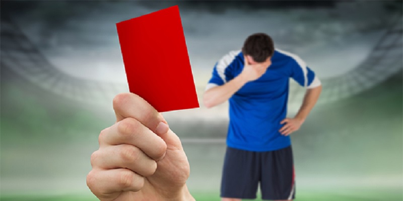 Cược thẻ phạt đầu tiên được đông đảo người chơi mong đợi